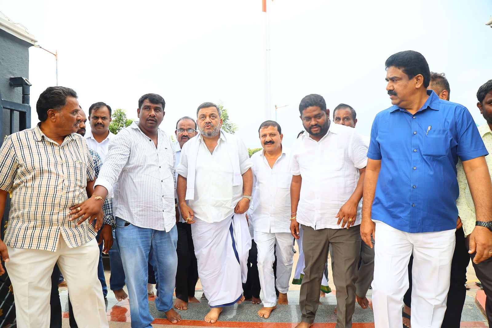 Small Group Image 22