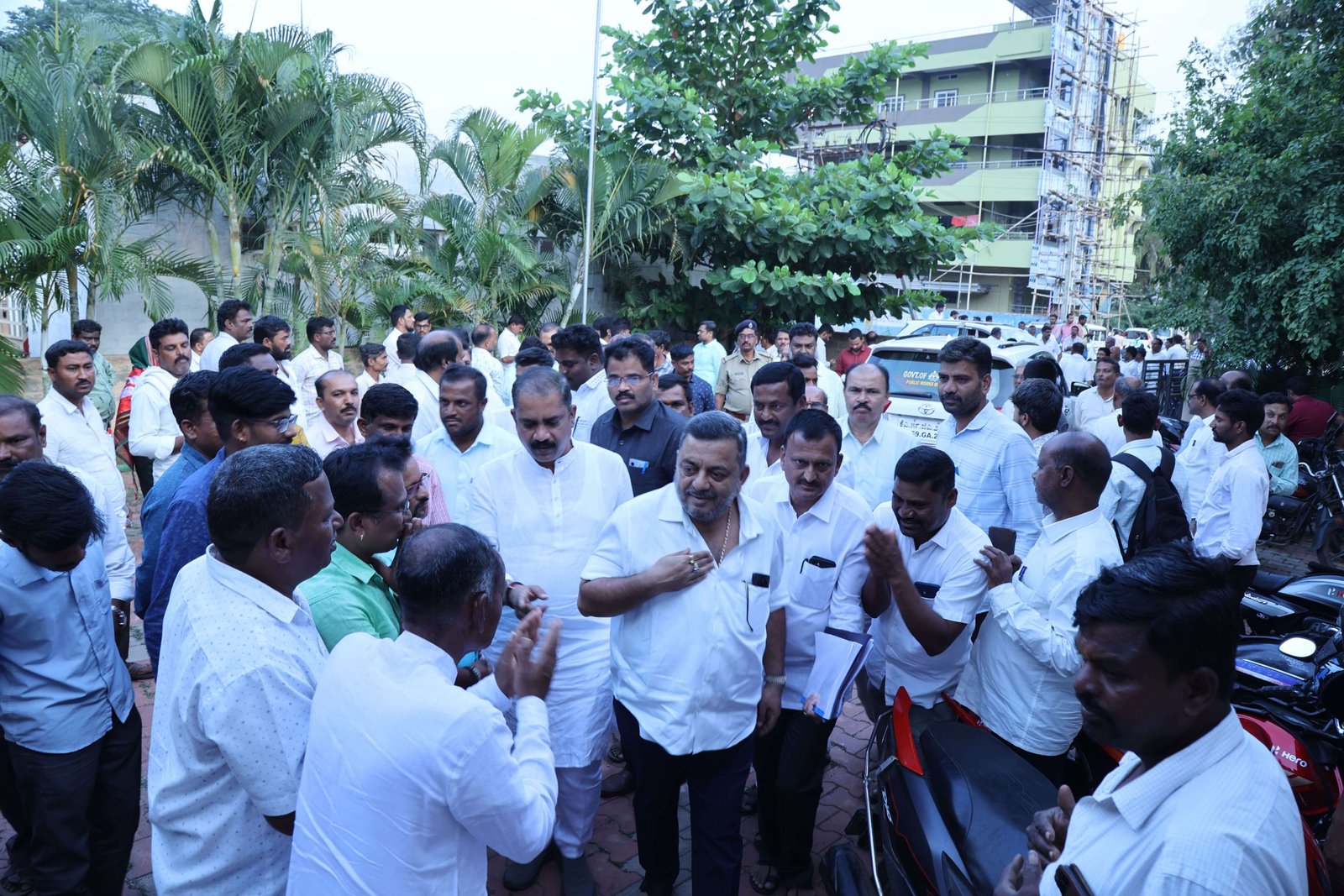 Group Meeting Image 12